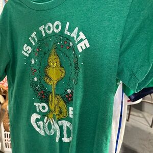 NWOT Green Graphic T-Shirt with Grinch Design